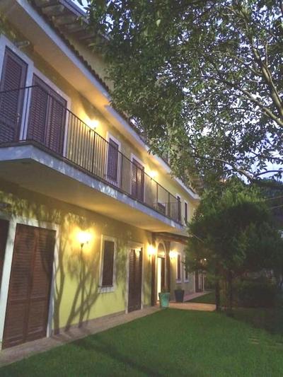 Charming Apartment in Nicolosi with Garden View 38 m²