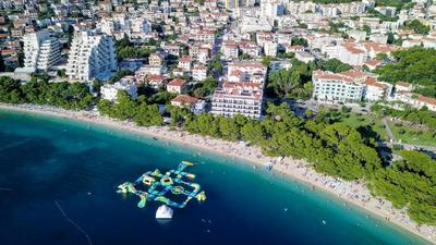 Modern apartment in Makarska with sea view