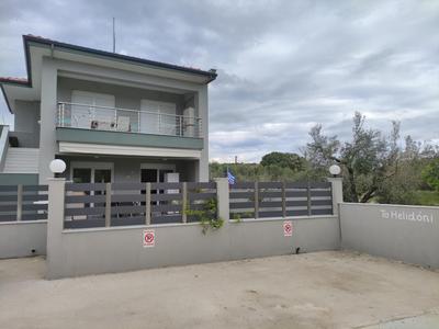 To Helidoni Apartment & Gardens