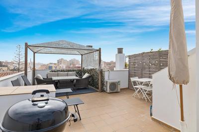 Sunny penthouse by Costarentals - Ref 212