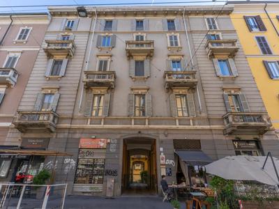 The Best Rent - Modern two-bedroom apartment near Navigli