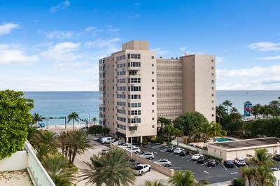 Resort-Style Residence Beachfront Condo Oasis