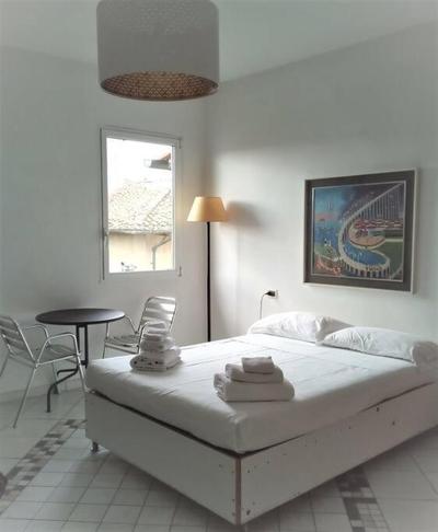 Bright Apartment Near Piazza dei Ciompi