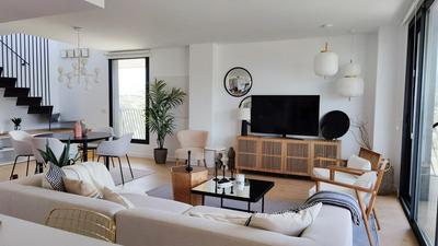 ALLONBAY sun & beach penthouse