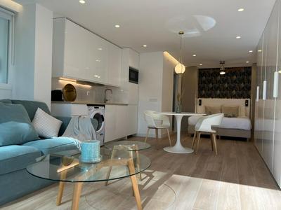 PARIS Suit I & PARIS SUITE II