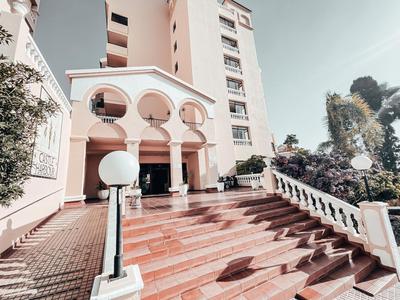 Duplex in Castle Harbour, Heated Pool, Ocean View LC517