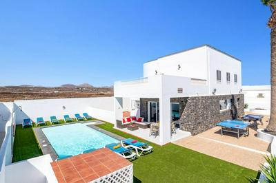 Villa Volcan by Villa Plus