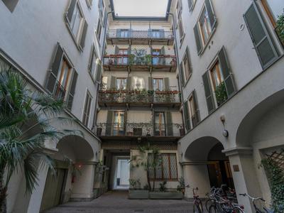 The Best Rent - Gorgeous two-bedroom apartment in Porta Nuova district