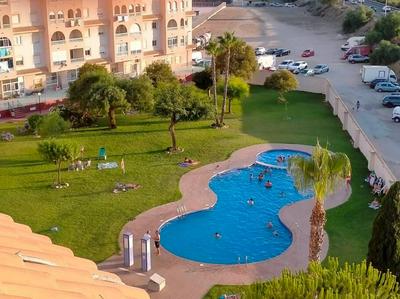 Superbe appartement avec piscine et terrasse VM43