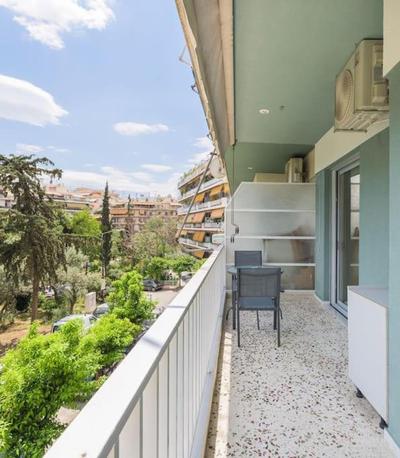 stylish zografou apartement