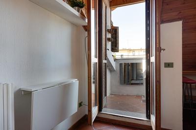 Milano Dateo Balcony Apartment