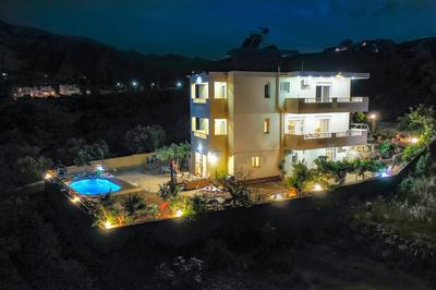 Princess Sissi, Villa-House with private pool and garden