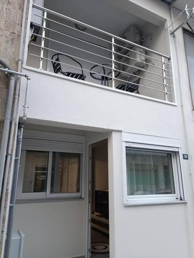 Veraman House