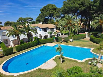 Acogedora casa con jardín privado, piscina comunitaria y cerca de la playa y el golf - ES-226-33
