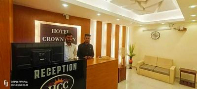 Hotel Crown City
