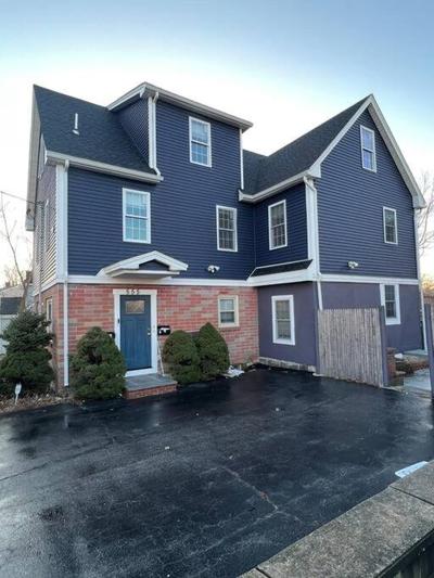 Spacious 6BR Quincy Apt - Balcony, Kitchen, Laundry, near Beach & Red Line 555