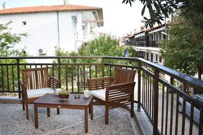 PELEKAN rooms and apartments ATHINA 23