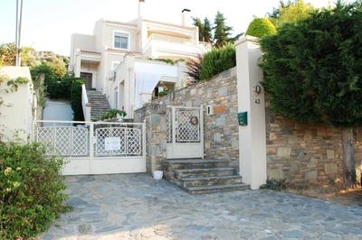 Evelina - Home with View