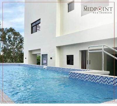 The Midpoint Residences