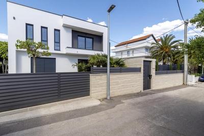 Villa Vodice in Vodice - Haus für 8 Personen