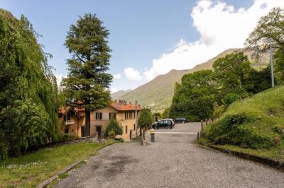 Secret Retreat With Lake View by Halldis