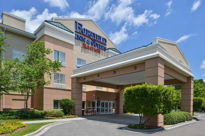 Fairfield Inn and Suites Charleston North/University Area