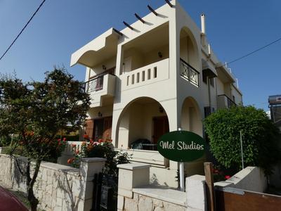 Mel Studio 2 (kalamaki)