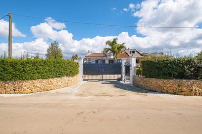 Dependance Specchia with Pool