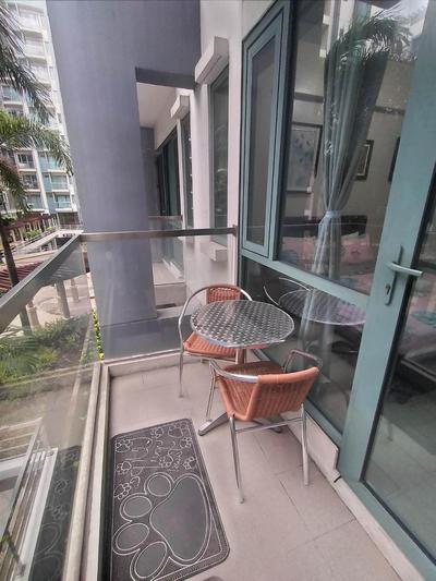 Zoe Amarah Condotel infront of airport naia 3