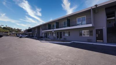 SeaSide Inn & Suites