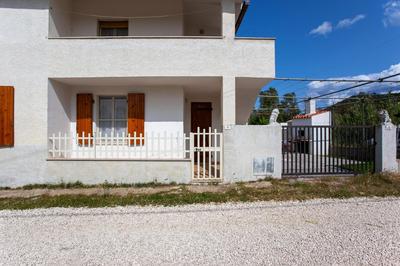 Casa con giardino