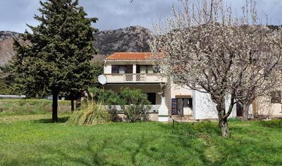 SWIM and CLIMB BAŠKA HOLIDAY HOUSE - island KRK