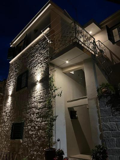 Karmelita's place