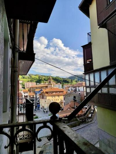 Gure Torrontero, aparcamiento gratuito cercano