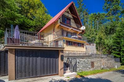 Hillside Lodge, Boutique & Spa