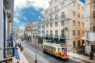 Chiado Mercy I with AC