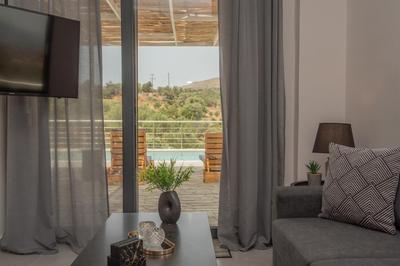 ELIA Boutique Villas