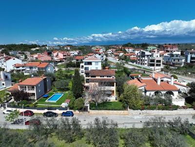 House Olivija