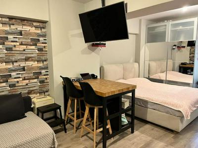 Urban escape in Athens