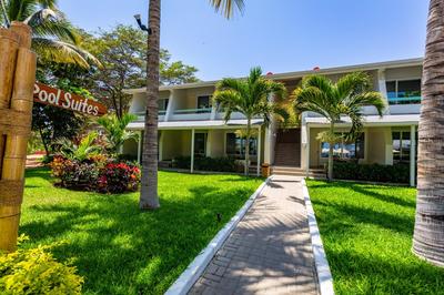 Punta Sal Suites & Bungalows Resort