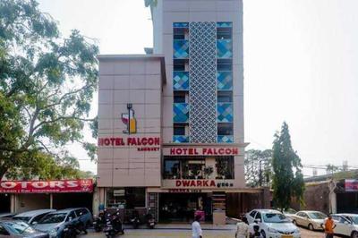 Hotel O Falcon