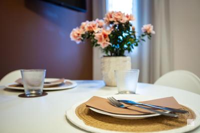 The Lady C - High Apartments