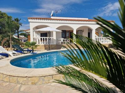Riumar "Marianna", 310m to beach, private pool, On-Site-Service, dog beach