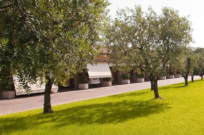 Vip's Motel Luxury Accommodation & Spa