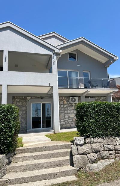 Cezar Apartment 3