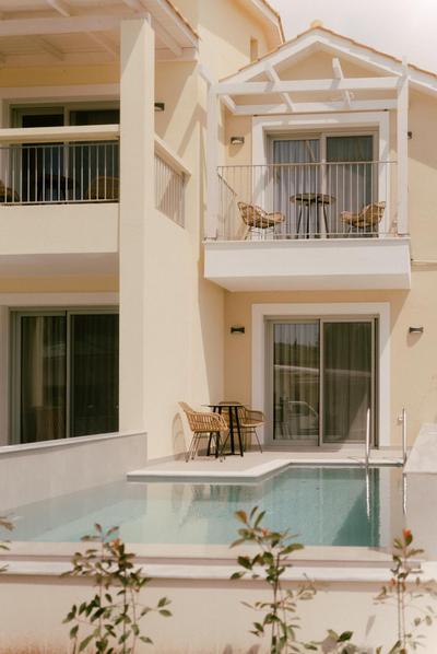 Eterrano Seaside Retreat