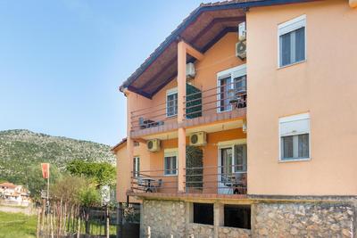 Pristan Apartments