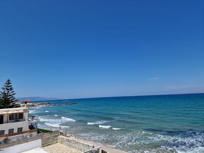 Astra Sea View Apartment, Sea Front
