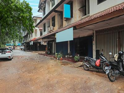 SPOT ON 92569 Anto Homestay SyariahNearPelabuhan Feri Harbor Bay