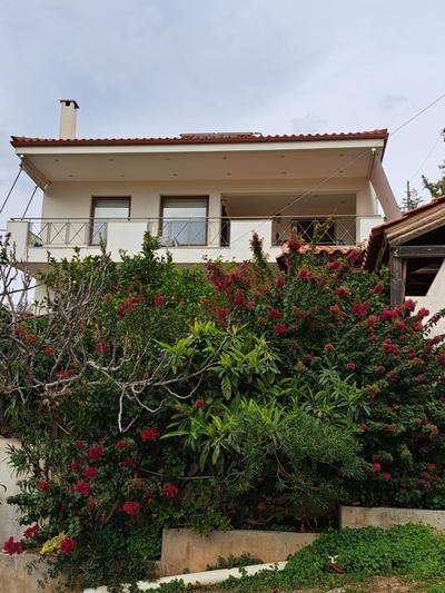 Villa Anthi by the sea